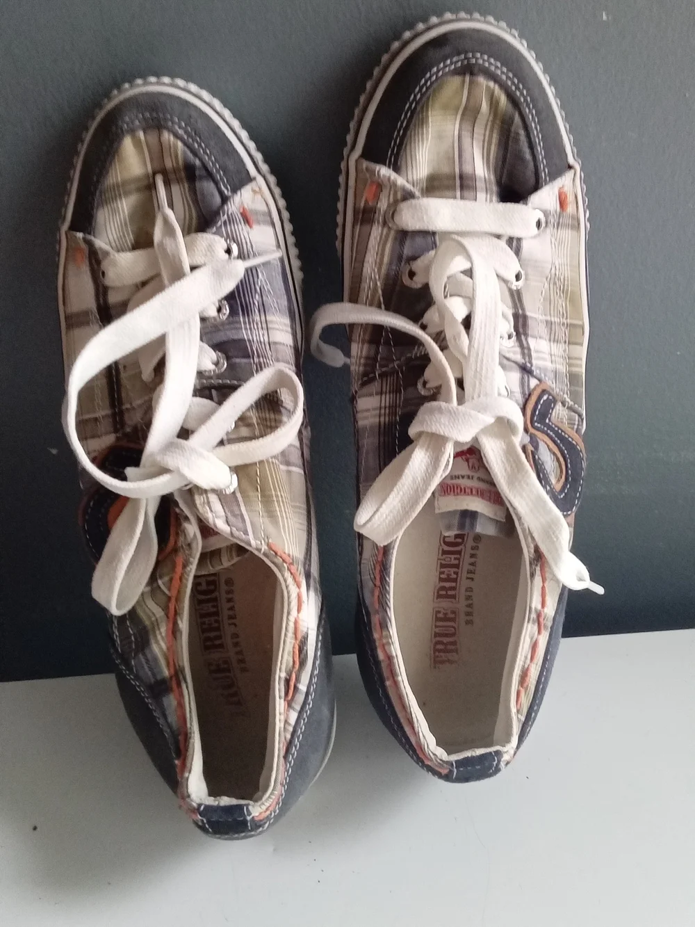 True Religion Plaid Canvas Low‎ Top Sneakers Blue Tan Horseshoe Logo Mens